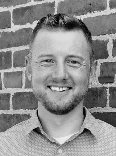 Scott-Thraen_374x500BW1
